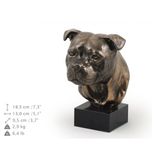 Staffordshire Bull Terrier głowa na kamieniu Art-Dog